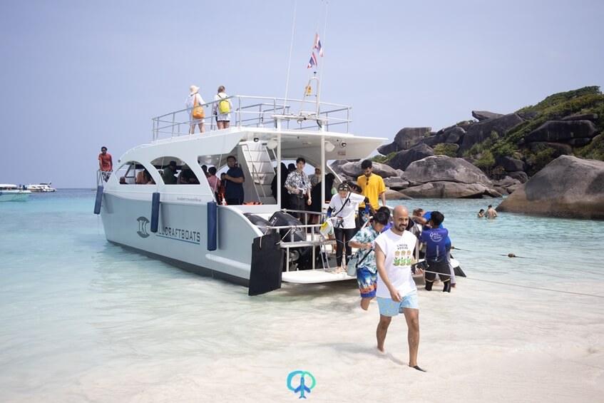 泰國 | 斯米蘭群島旅遊指南 - 雙體船